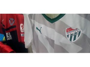 Bursaspor Beyaz Mazi Formasıyla Oynayacak