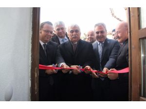 Harabeye Dönen 130 Yıllık Taşhan, Osmanlıca Kitabenin Okunmasıyla Açıldı