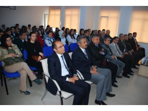 Edremitte İnsan Hakları Haftası Kutlandı