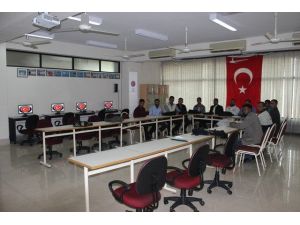 Bangladeş’te Mustafa Kemal Atatürk Lisan Dershanesi’ne Donanım Desteği
