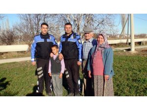Toplum Destekli Polisler Sayesinde Hayata Tutundu