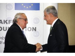 Bakan Bozkır, İkvnin Yönetim Kurulu Toplantısına Katıldı