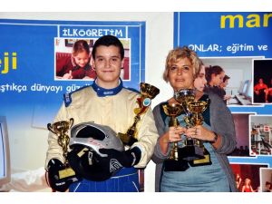 Ehliyetsiz Öğrenci 17 Yaşında Rallici Oldu, 7 Kupa Birden Aldı