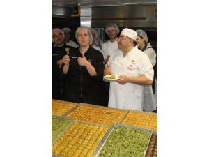 Dünyaca Ünlü Çikolata Şefleri Baklava Açmaya Geldi