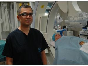 Ameliyatı, Gözlükten İzlediler