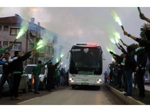 Karabük’te Bursaspor’a Coşkulu Karşılama