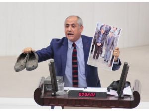 Chp’den Lastik Ayakkabılı Şov