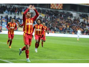 Yeni Lider Kayserispor