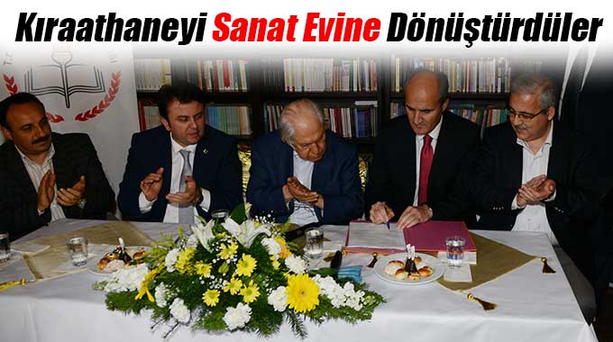 Görkemli İmza Töreni