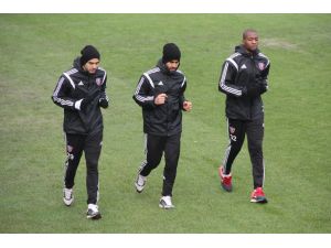 Karabüksporda İstanbul Başakşehir Maçı Hazırlıkları Başladı
