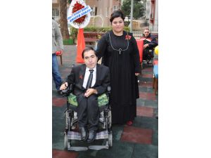Engelleri Platinle Birleşen Aşıklar