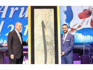 2 Buçuk Metrelik Hediye