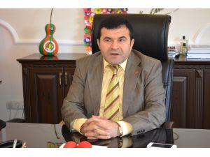 Müstehcen Fıkraya Sinirlenen Kaymakam Programı Terk Etti