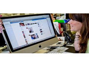 Mesai Saatlerinde Sosyal Medya Revaçta