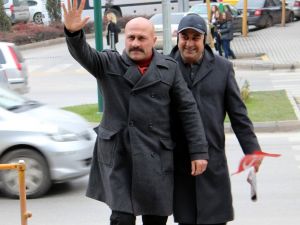 Serbest Bırakılan “Sungurlar” Dizisinin Yapımcısı Asan: “Devletimiz Bizi Adam Yerine Koyup 30-40 Saat Misafir Etti”