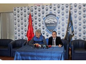 Fener’e Gözdağı