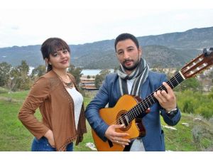 Bu Da Yerli Shakira...