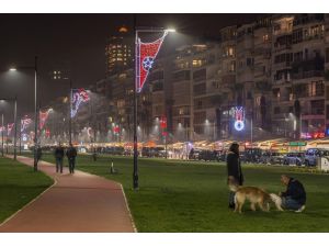İzmir, Yeni Yılı Işıl Işıl Karşılıyor