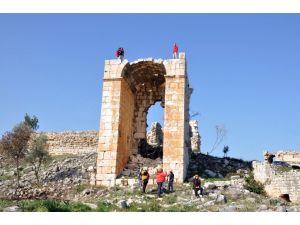 Tarihi Akkale Çalılardan Temizlendi