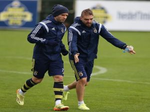 Caner Yeniden Antrenmanda