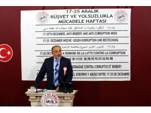 Mhp Grup Başkanvekili Vuraldan 8 Dilde Yazılı Afişle Basın Toplantısı