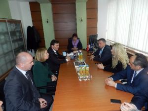 Priştine Büyükelçisi Ozan, Kosovalı Azınlık Milletvekilleriyle Görüştü