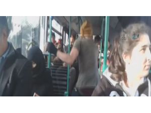 Yanınızdaki Bir Anda Dans Etmeye Başlarsa