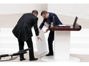 Mhp’li Türkkan Sorunları Fotoğraflarla Anlattı