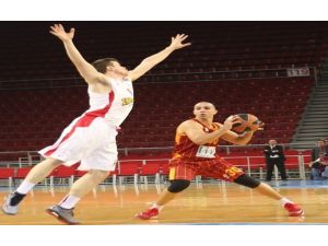 Galatasaray Top 16’da