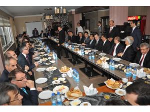 Ankaranın İlçe Milli Eğitim Müdürleri İstişare Toplantısı Yaptı