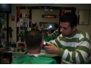 (Özel Haber) Türkiyede Bir İlk...taksi Ve Dolmuş Şoförlerine Bedava Kuaför Hizmeti