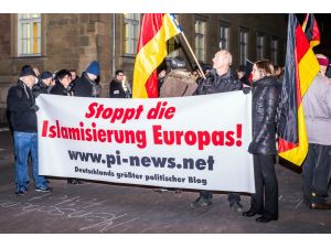 Almanların Yüzde 15’i İslam Karşıtı Pegida’yı Destekliyor