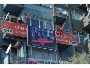 Chpnin Pankartı Kaldırıldı