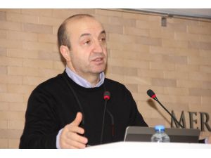 Prof. Uzunoğlu: “Türkiye, Bilinçli Olarak Büyümemeyi Tercih Etti”