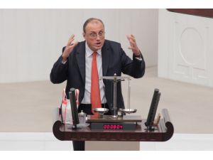 Chp’li Vekil Meclis Kürsüsüne Terazi İle Çıktı