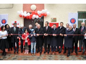 Gürcistan’da Bolnisi Belediyesi Eğitim Rehabilitasyon Merkezi’ne Tadilat Ve Donanım Desteği