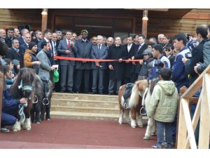 Hippoterapi Merkezleri Ve Restorasyonu Biten Tarihi Mekanlar Açıldı