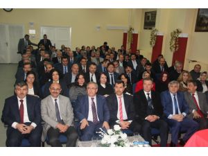 Eğitim Yönetim Seminerinin Son Günkü Konuğu Vali Ahmet Hamdi Nayir Oldu