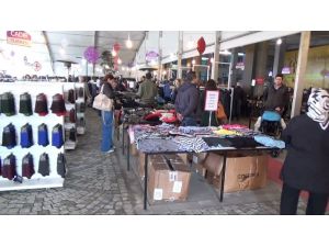 İndirimi Duyan Koştu