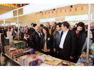 ’Yedi Güzel Adam’ Kitap Fuarındaydı