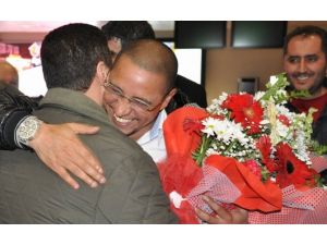 Sivas’tan Çiçeklerle Uğurlandı