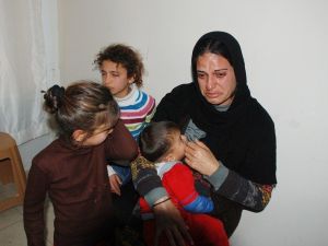 Dilenirken Yakalanan Suriyeli Kadın Açız Diye Ağladı