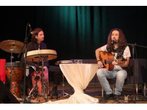 Eflatun Ve Engin Gürkey’den Unutulmaz Performans