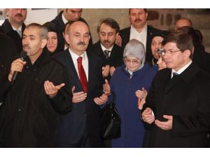 Davutoğlu’ndan Bir İlk