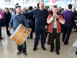 Eşine Şiddet Uygulayan Kocanın İkramiyesi Eşine Verilecek