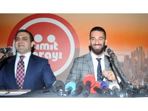 Arda Turan İspanya’da Mutlu