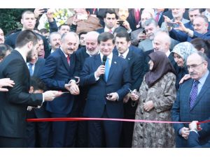 Başbakan Davutoğlu Edirne’de İki Öğrenci Yurdu Birden Açtı
