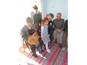Soma Şehidinin Minik Oğluna Yaş Günü Sürprizi