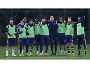 Fenerbahçe, Mersin İdmanyurdu Maçı Hazırlıklarını Sürdürdü