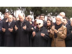 Aydın Menderes Dualarla Anıldı
